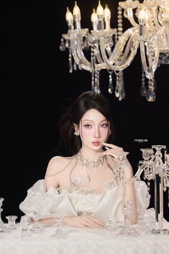 GLAMOUR #23